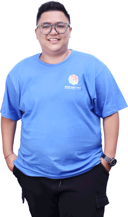 Picture of Zahra staff of Gaya Bali Visa with blue t shirt